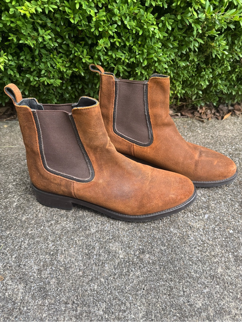 Thursday Boot Company Duchess Tan Suede Chelsea Ankle Boots 9.5 Glazed Ginger